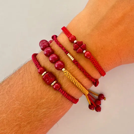 Pulseira Trançada com Contas Douradas da Sorte