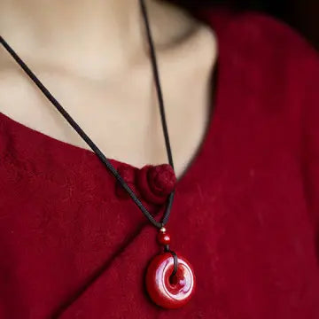 Colar Tibetano Roda da Proteção em Cinábrio