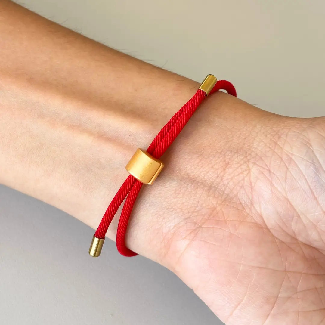 Pulseira Vermelha da Força e Proteção