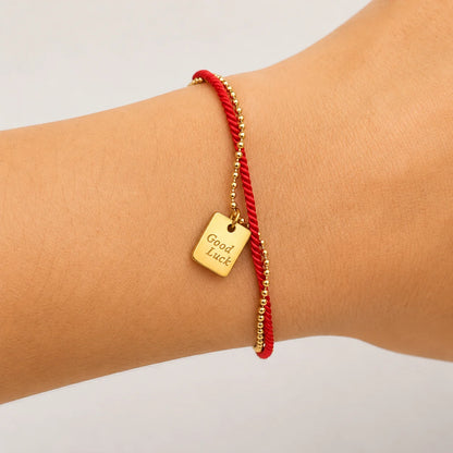 Pulseira Fio da Proteção — no pulso
