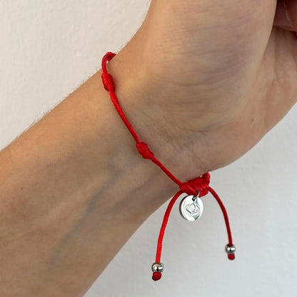 Pulseira Premium dos 7 Nós para Adultos — no pulso