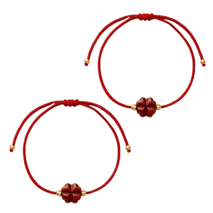 [Compre 1 e Leve 2] Pulseira Vermelha Trevo da Riqueza