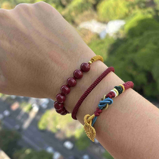 Oferta: Compre 1 Pulseira Tibetana Mandala da Sorte + 1 Pulseira Contas de Cinábrio e ganhe 1 Pulseira Vinho da Kabbalah