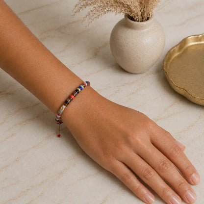 Pulseira do Alinhamento dos 7 Chakras — no pulso