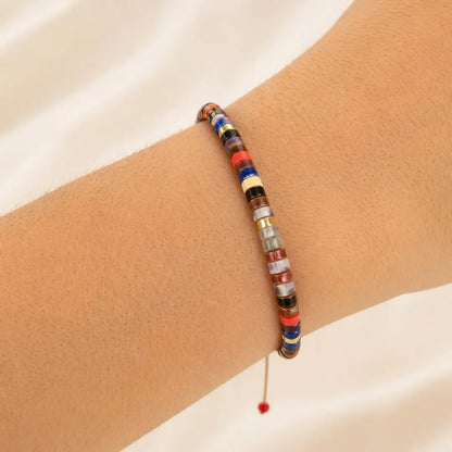Pulseira do Alinhamento dos 7 Chakras — no pulso