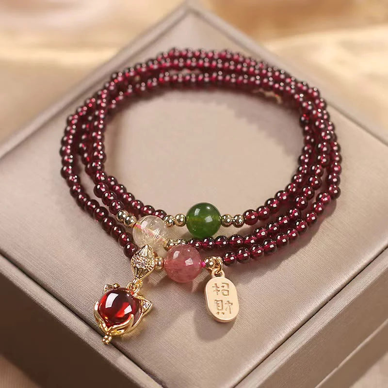 Pulseira Tripla Fortuna — estilo de vida