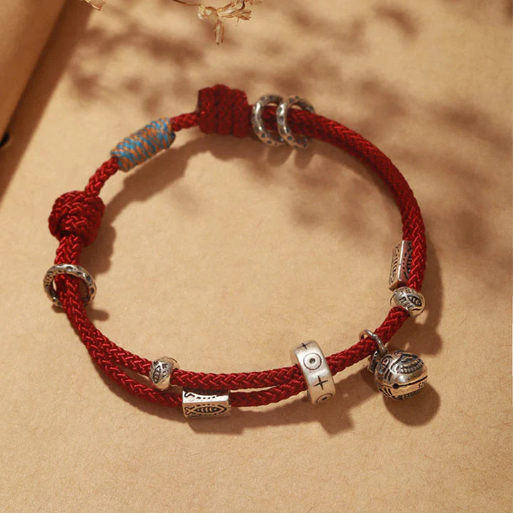 Pulseira Vermelha Carpa do Sucesso — estilo de vida