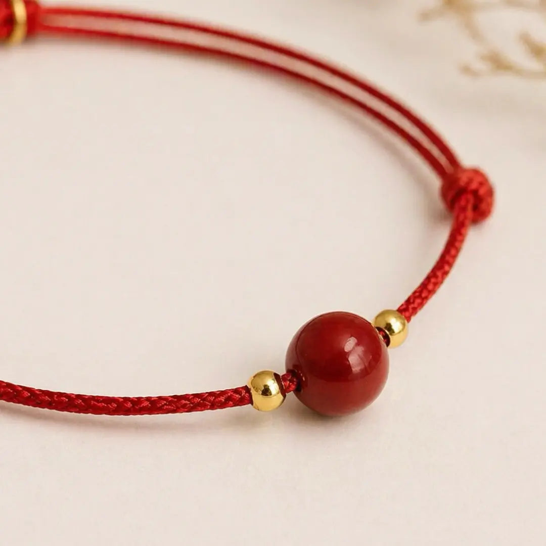 Pulseira Vermelha da Concentração — detalhe