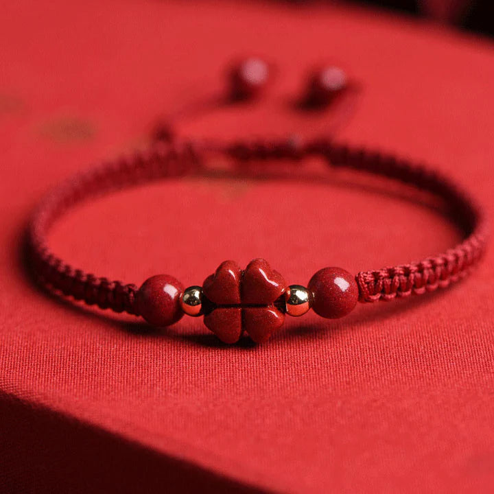 Pulseira Vermelha das Bênçãos em Trevo de Quatro Folhas — foto principal