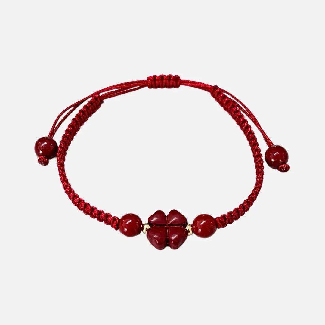 Pulseira Vermelha das Bênçãos em Trevo de Quatro Folhas