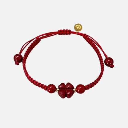 Pulseira Vermelha das Bênçãos em Trevo de Quatro Folhas